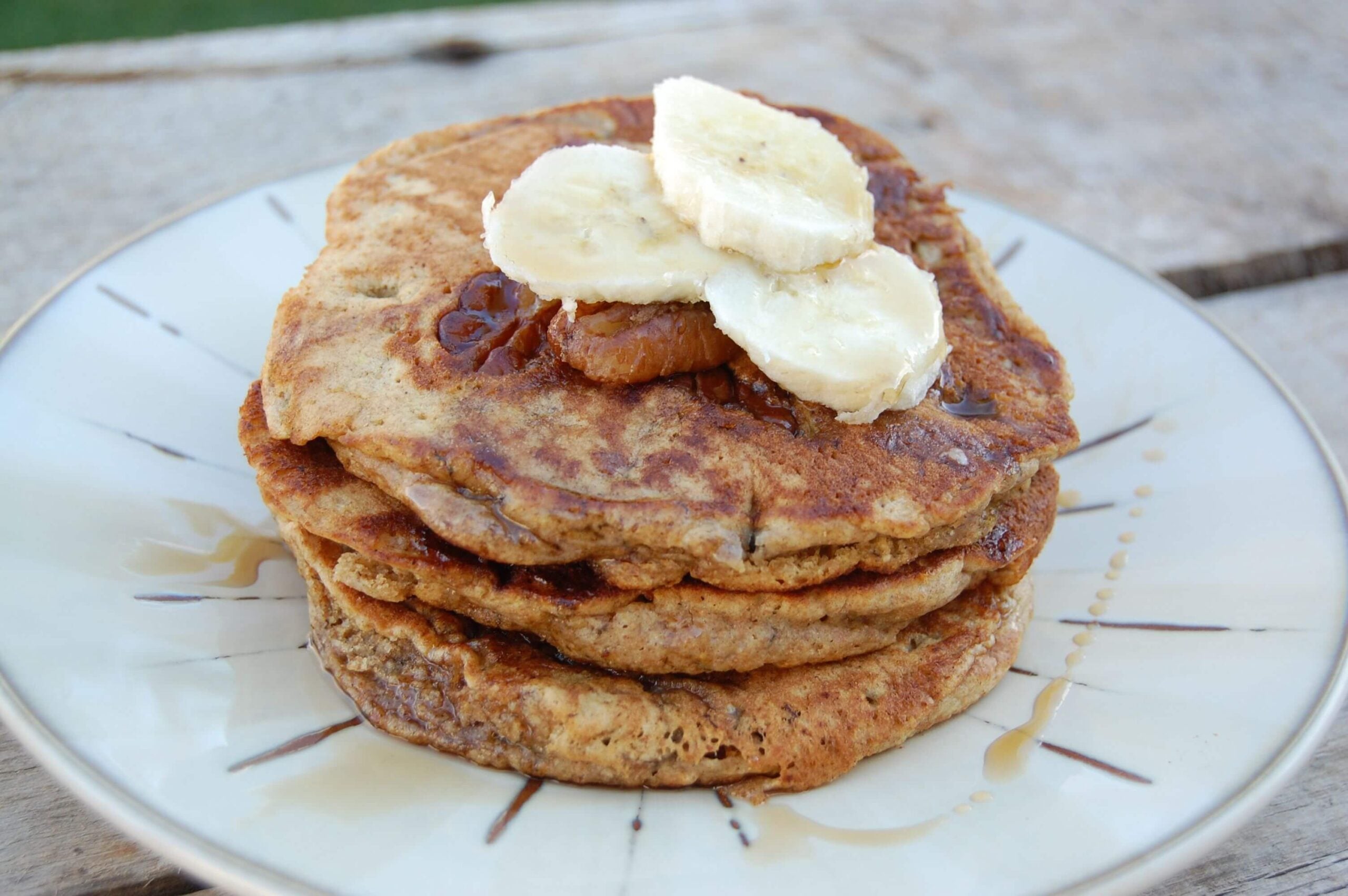 Real Food Recipe: Whole Grain Banana Pancakes Without Refined Sugar